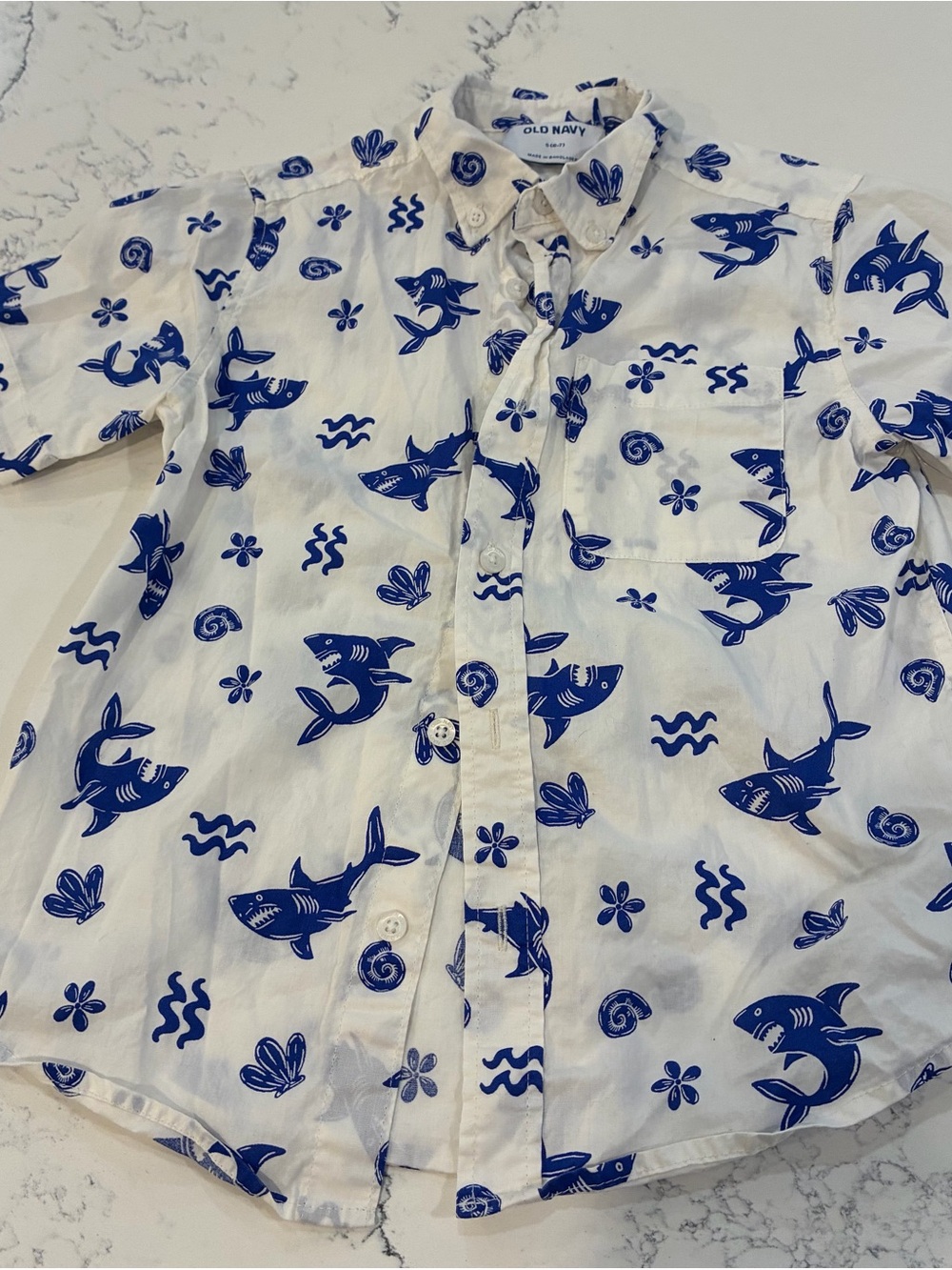Old Navy Kids Button-Down Shirt with Blue Shark Print Size Small
